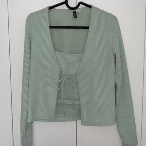 Cute long sleeve tie top and tank top set